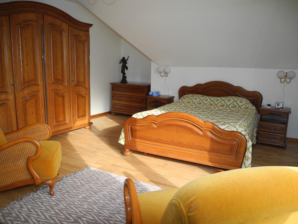 Au Pied Du Chateau Lichtenberg Номер фото