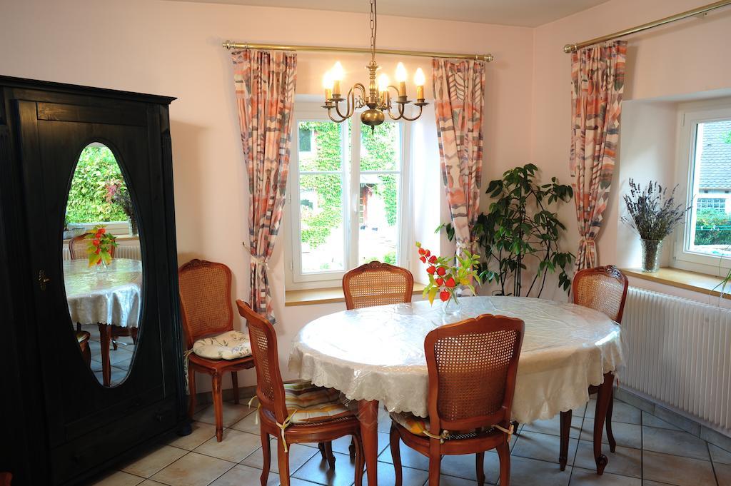 Au Pied Du Chateau Lichtenberg Номер фото